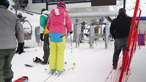 Queue at the ski lift. Winter sport. Video stock 171124251
