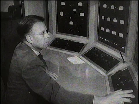 A quick but interesting look at the production facility of the atomic bomb in Stock Footage 79467776