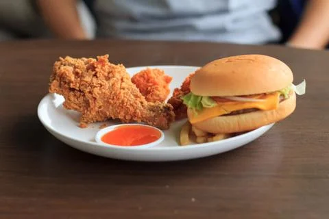 Quick lunch select focus blur background, Select focus fried chicken with blu Stock Photos