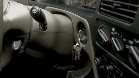 Quickly turning key to start car, close up Stock Footage 91152895