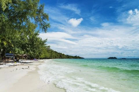 Quiet empty paradise beach in koh rong near sihanoukville cambodia Stock-Fotos