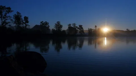 Quiet lake with barn 스톡 동영상 68933516