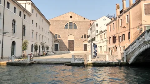 A quiet Venetian square bathed in sunlight Video stock 314667646