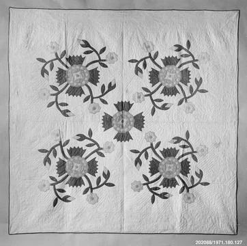 Quilt, Rose of Sharon pattern ca. 1860 American The top of the quilt is of .. Stock Photos