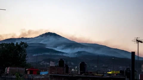 Quinceo Volcano Timelapse 스톡 동영상 131486913