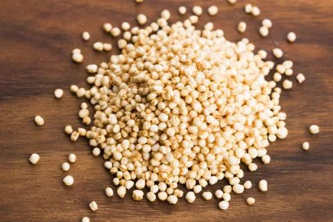 Quinoa popping Stock Photos