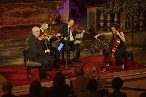  Quiroga Quartet Quiroga Quartet, string quartet, Església Nostra Senyora .. Stock Photos