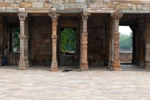  The Qutb complex is an array of monuments and buildings at Mehrauli in De... Fotos de archivo