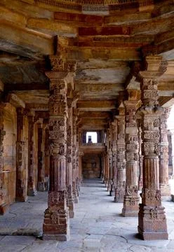  The Qutb complex is an array of monuments and buildings at Mehrauli in De... Foto stock