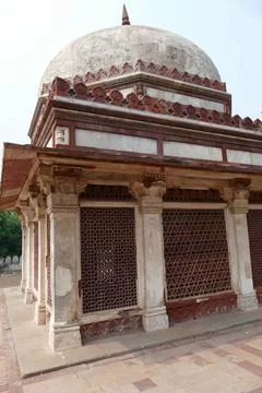  The Qutb complex is an array of monuments and buildings at Mehrauli in De... Fotos de archivo