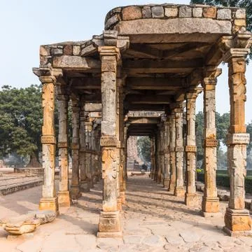 Qutb complex (Qutub),  an array of monuments and buildings at Mehrauli in Del Fotos de archivo