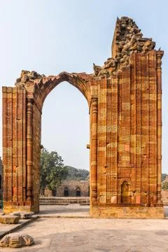 Qutb complex (Qutub),  an array of monuments and buildings at Mehrauli in Del Fotos de archivo