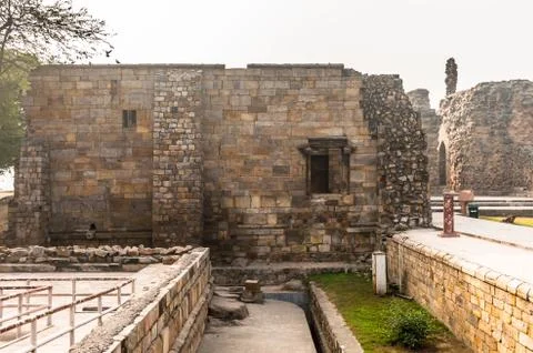 Qutb complex (Qutub),  an array of monuments and buildings at Mehrauli in Del Fotos de archivo