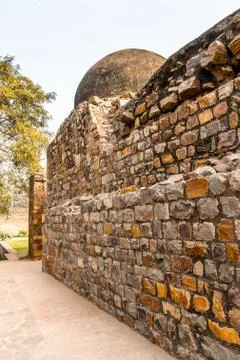 Qutb complex (Qutub),  an array of monuments and buildings at Mehrauli in Del Fotos de archivo