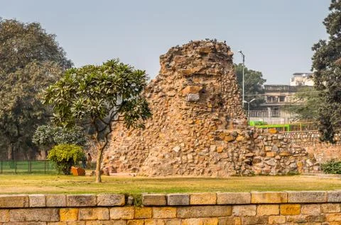 Qutb complex (Qutub),  an array of monuments and buildings at Mehrauli in Del Fotos de archivo