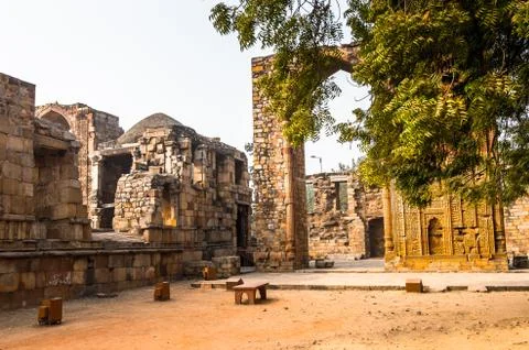 Qutb complex (Qutub),  an array of monuments and buildings at Mehrauli in Del Fotos de archivo
