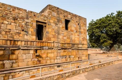 Qutb complex (Qutub),  an array of monuments and buildings at Mehrauli in Del Fotos de archivo