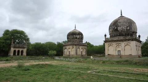 Qutub-Shahi-Tombs Stock Footage 40368483