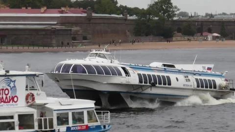 R Neva in the cloudy summer afternoon. Stock Footage 340872644