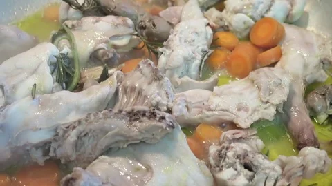 Rabbit In Frying Pan Stock-Footage 75143204