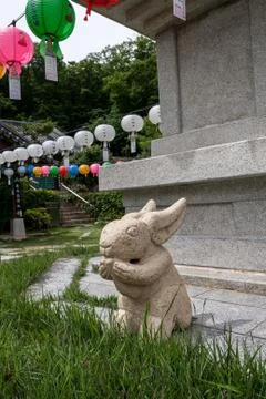 Rabbit statue at budist temple Stock Photos