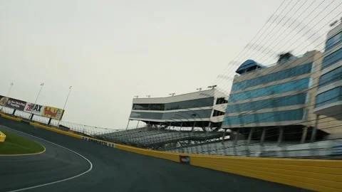 Race Car Driver Driving Fast Handheld POV Shaky Track Sport Vídeo Stock 138912498