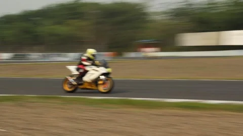 A Racing Bike Race at the Sharp Turn 库存影片 48921422