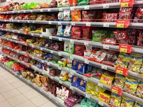 Rack of candy in the store. 27 Oct , 2017, Russia, city of Rybinsk. Foto stock
