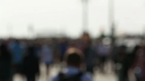 Rack Focus Busy crowd on Brighton promenade Stock Footage 39693387