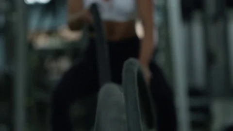 Rack focus close up ropes in slow motion crossfit Stock Footage 81604199