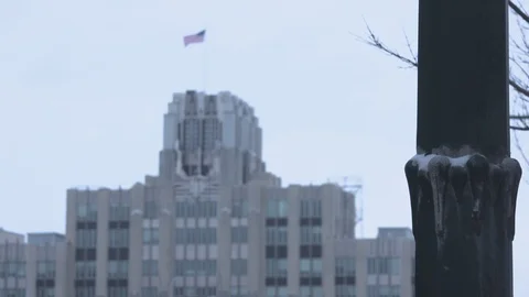 Rack focus Lamp Post on Art Deco Building 스톡 동영상 97586218