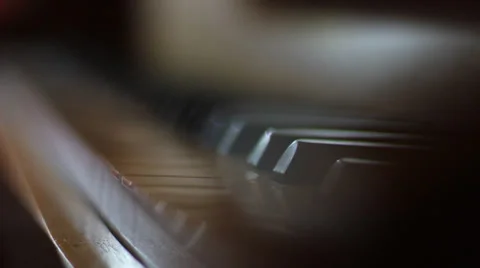 Rack Focus on Piano Vídeo Stock 37876069