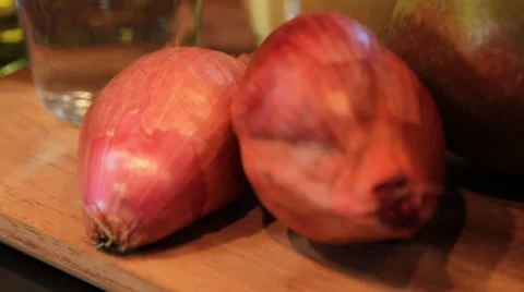 Rack focus of Shallots Stock Footage 37419933