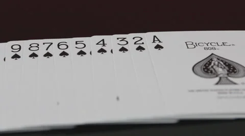 Rack Focus to Spade Playing Cards 動画素材 52946196