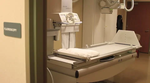 Rack Focus on a X-ray room to hallway sign Video stock 51173403