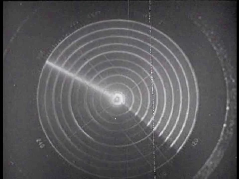 Radar is used in a bomber to plot targets in World War Two. Vídeos de archivo 75095873