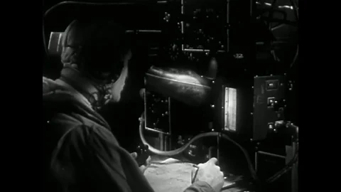 Radar is used in a bomber to plot targets in World War Two. Vídeos de archivo 82384536
