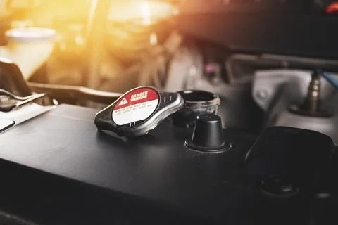 Radiator cap 1.1 bar is open and placed on radiator Foto stock
