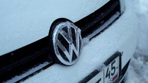 Radiator grille in winter 스톡 동영상 85927885