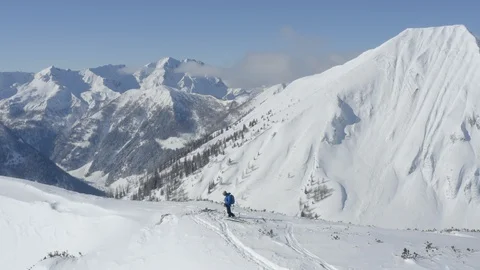 Radio chat Video stock 128553652