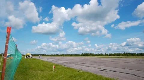 Radio controlled model airplane Видео 12191868