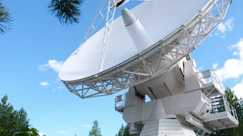 A radio telescope dish rotates during a scientific experiment Vídeos de archivo 253626534