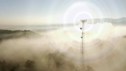 Radio Tower Waves Emitter Cell Phone Tower animated Cloud Fog Sunrise Cinematic 库存影片 347755417