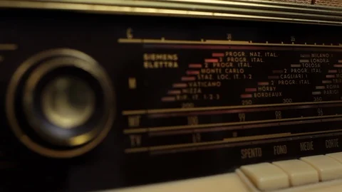 RADIO VINTAGE Stock Footage 129764199