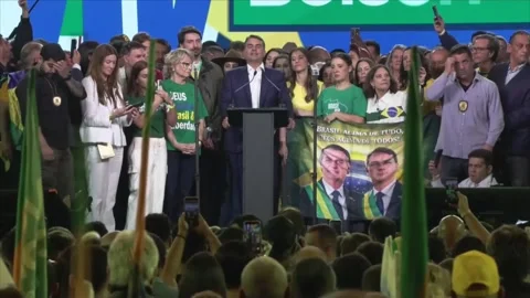 Radioactive corruption scandal at Banco Master dominates Brazilian election camp Stock Footage 346731523