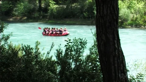 Rafting athletes in the river 動画素材 102088747