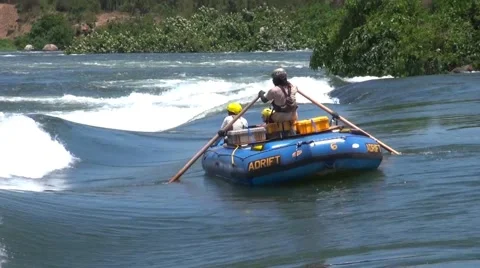 Rafting in rough waters the White Nile, Uganda Stock Footage 44333580