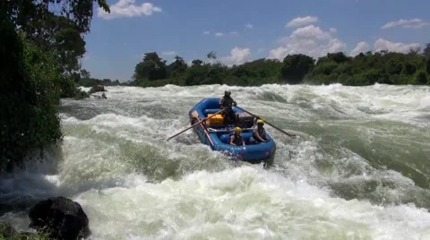 Rafting in rough waters the White Nile, Uganda Stock Footage 44333618