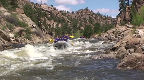 Rafting through Heavy Rapids Vídeo Stock 54600687