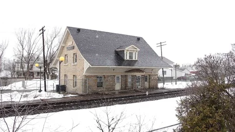 Via Rail Station of Saint-Pascal wide shot Vídeo Stock 127434264